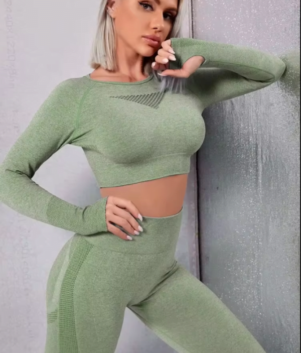 seamless activewear manufacturer